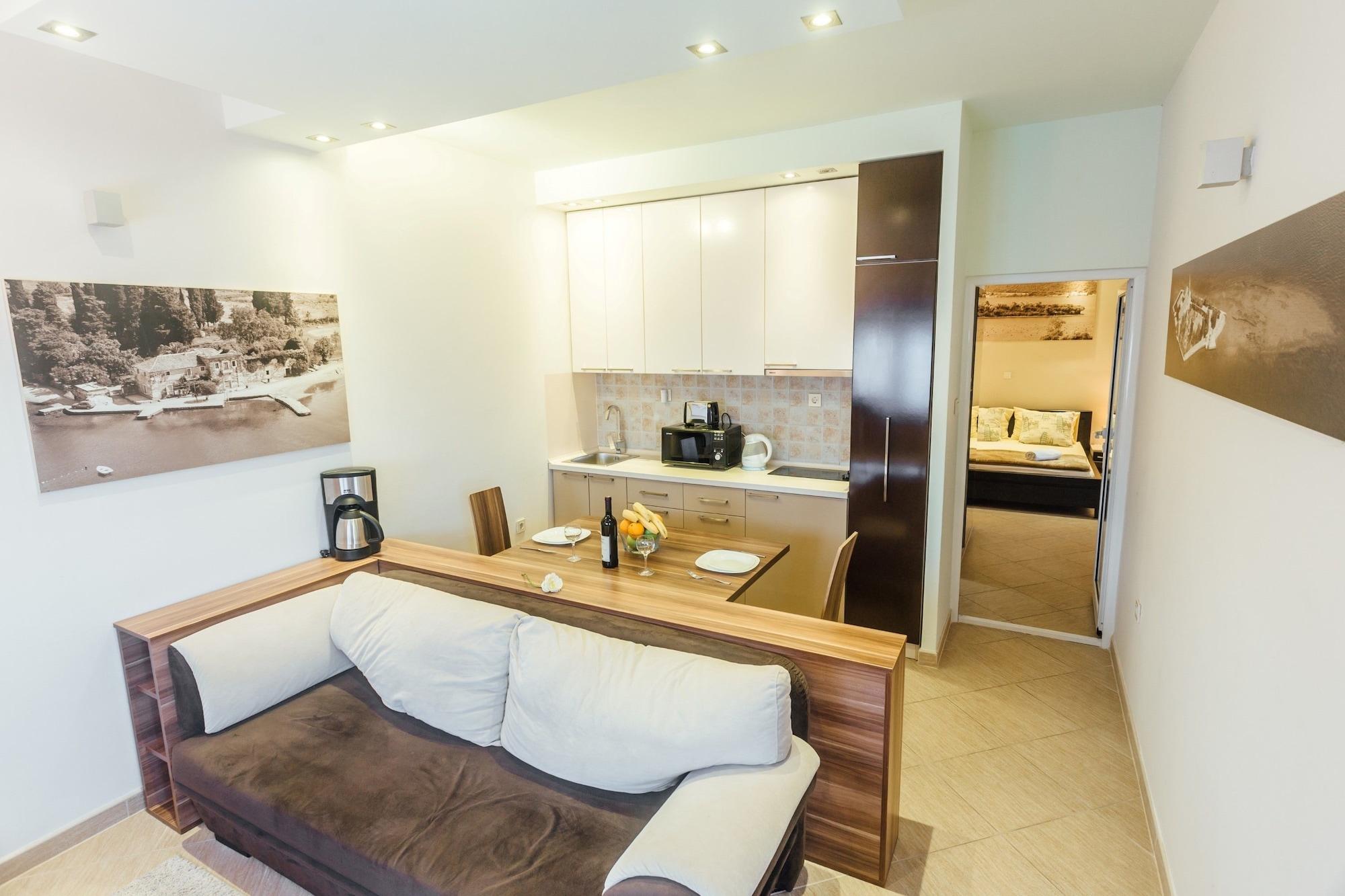 Apartments Monet Tivat Extérieur photo