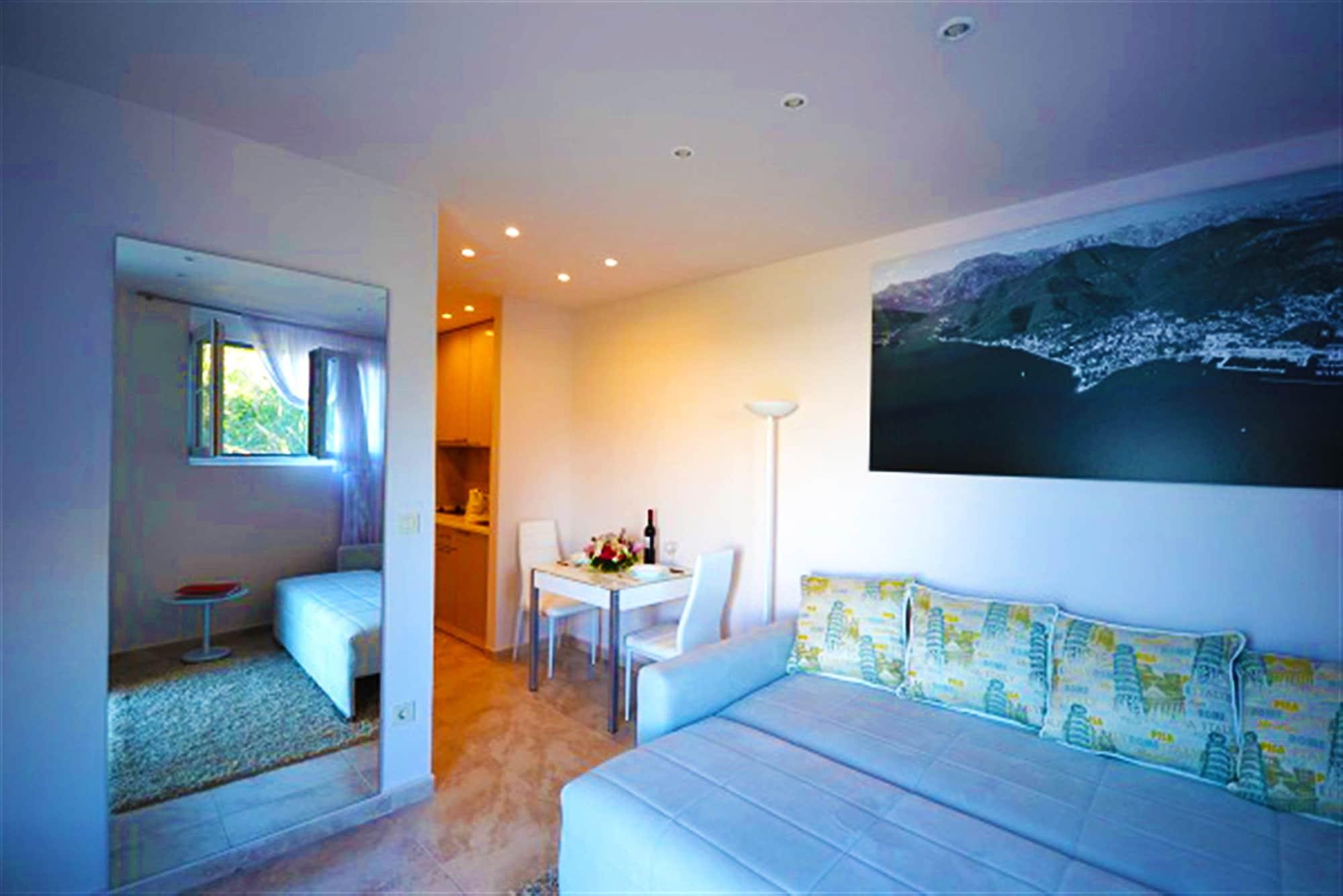 Apartments Monet Tivat Extérieur photo