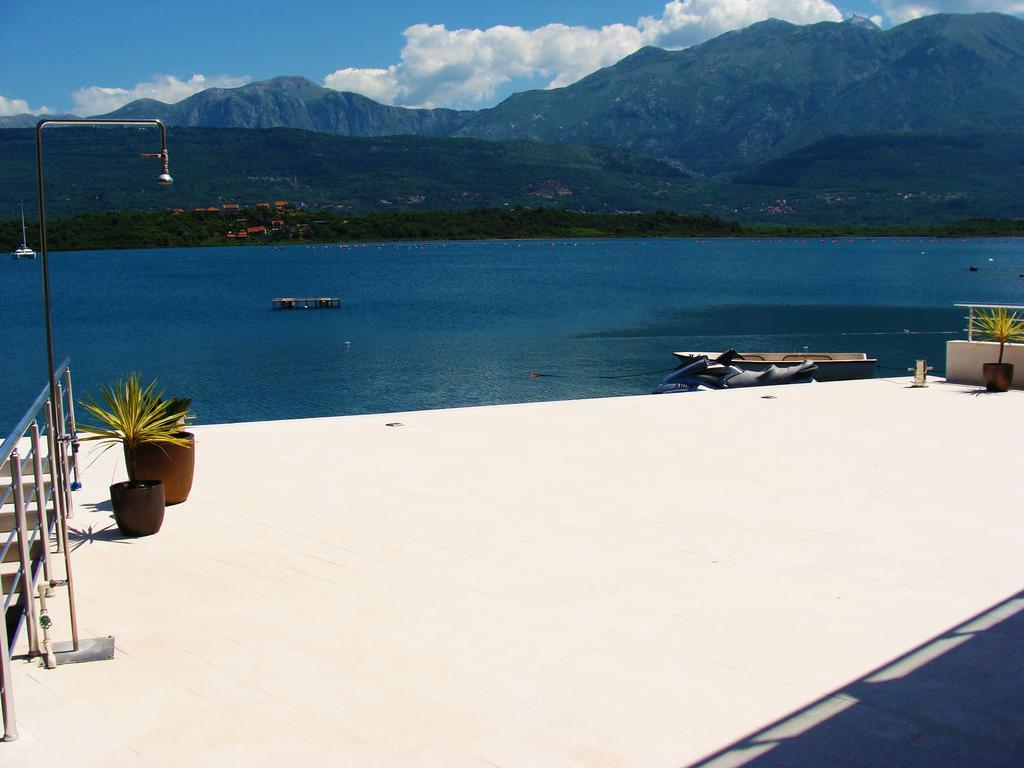 Apartments Monet Tivat Extérieur photo